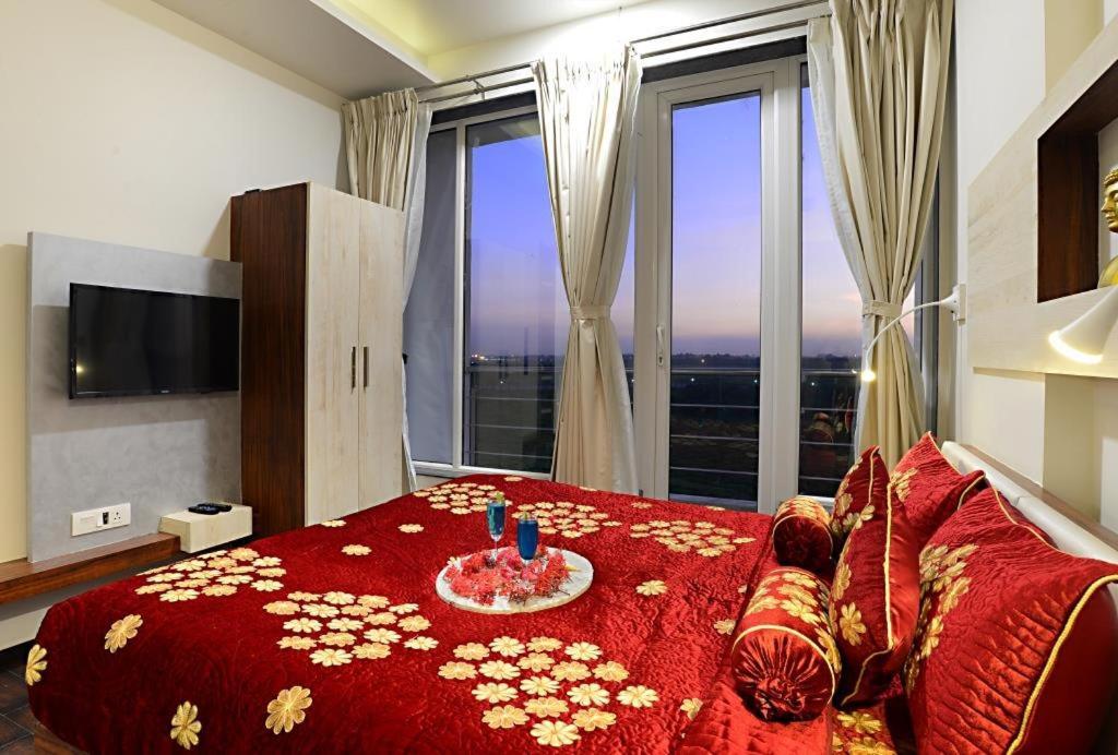 Comfort Inn Donil Vadódara Exteriér fotografie