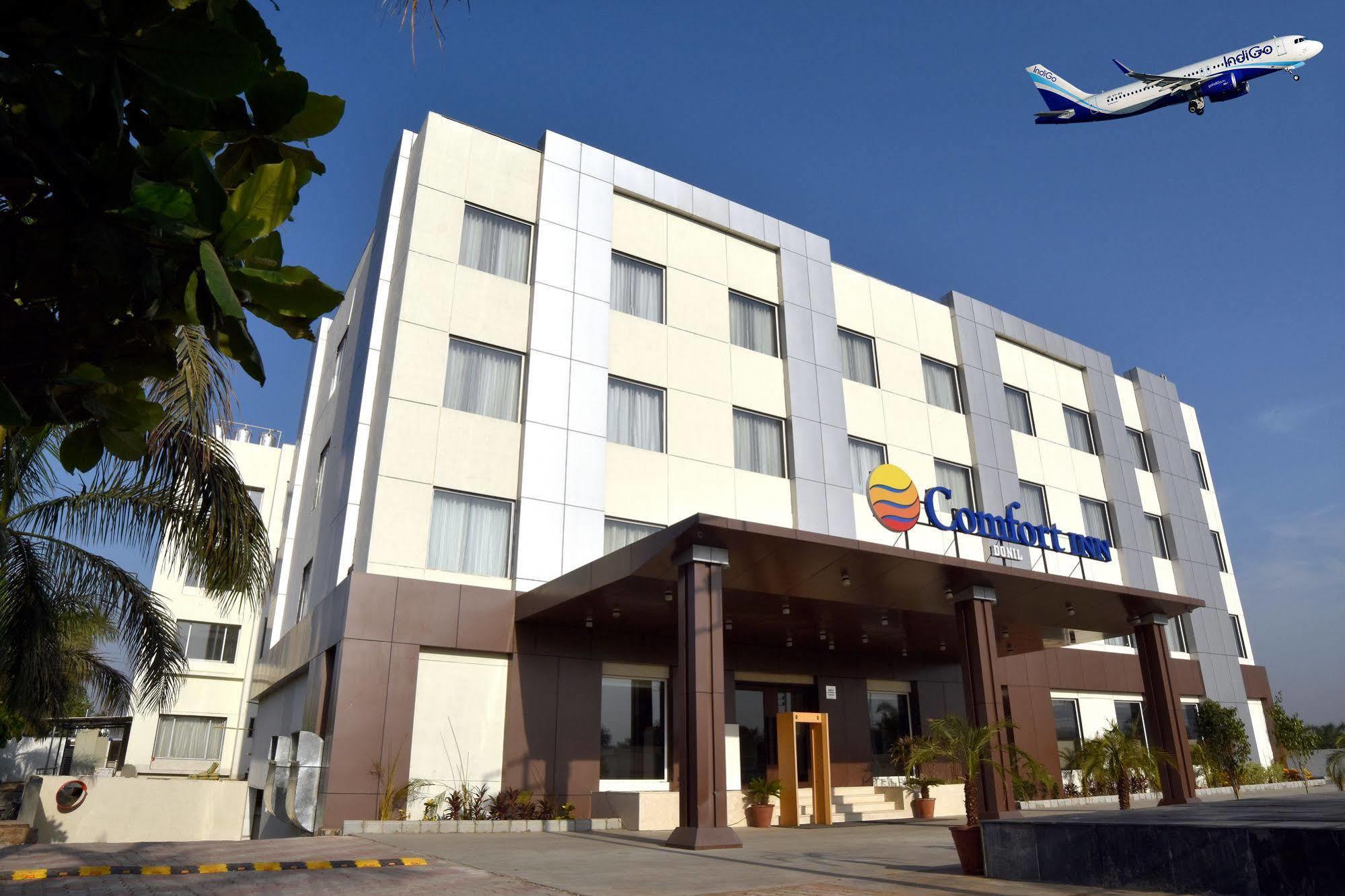 Comfort Inn Donil Vadódara Exteriér fotografie